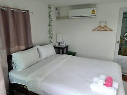 The Forest Hill Cafe & Homestay