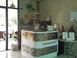 The Forest Hill Cafe & Homestay