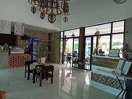 The Forest Hill Cafe & Homestay