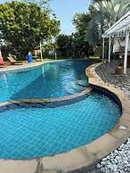 The Forest Hill Cafe & Homestay