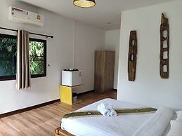 The Forest Hill Cafe & Homestay