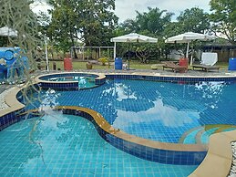 The Forest Hill Cafe & Homestay