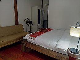 The Forest Hill Cafe & Homestay