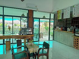 The Forest Hill Cafe & Homestay