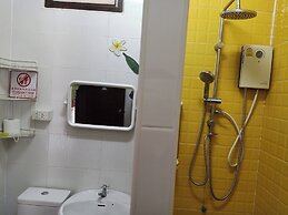 The Forest Hill Cafe & Homestay