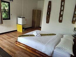 The Forest Hill Cafe & Homestay