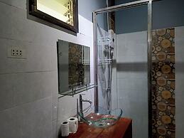 The Forest Hill Cafe & Homestay