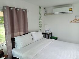 The Forest Hill Cafe & Homestay