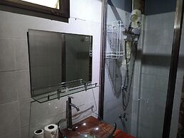 The Forest Hill Cafe & Homestay