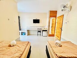 Veerakit Grand Hotel