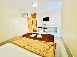 Veerakit Grand Hotel