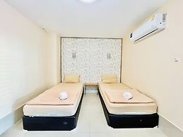 Veerakit Grand Hotel