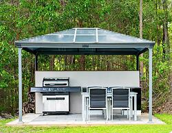 Personal Sauna & Ice-bath at Kookaburra Cabin