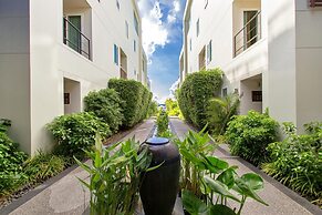 Dahlia 2 Bedroom Amazing Seaview