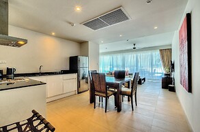 Dahlia 2 Bedroom Amazing Seaview