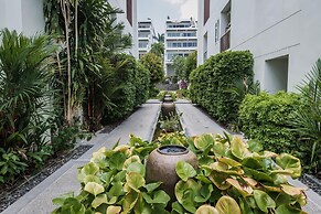 Dahlia 2 Bedroom Amazing Seaview