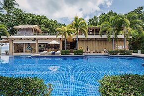 Dahlia 2 Bedroom Amazing Seaview