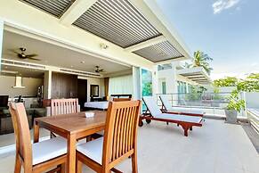 Dahlia 2 Bedroom Amazing Seaview