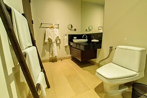 Dahlia 2 Bedroom Amazing Seaview