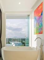 Yamu Hills Panoramic Ocean View 6 Bed Luxury Vila