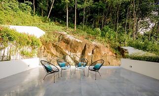 Yamu Hills Panoramic Ocean View 6 Bed Luxury Vila