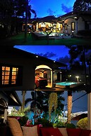 Kesorn Charming Authentic Thai Pool Villa Phuket