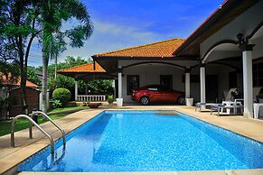 Kesorn Charming Authentic Thai Pool Villa Phuket