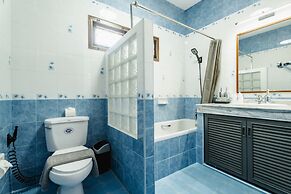 Kesorn Charming Authentic Thai Pool Villa Phuket