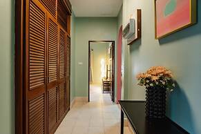 Kesorn Charming Authentic Thai Pool Villa Phuket