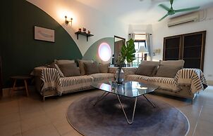 Kesorn Charming Authentic Thai Pool Villa Phuket