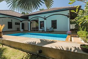 Kesorn Charming Authentic Thai Pool Villa Phuket