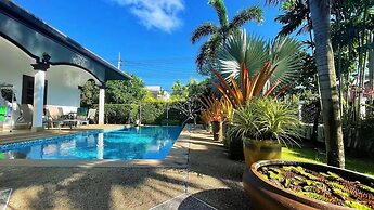 Kesorn Charming Authentic Thai Pool Villa Phuket