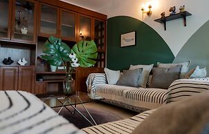 Kesorn Charming Authentic Thai Pool Villa Phuket