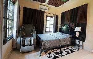 Kesorn Charming Authentic Thai Pool Villa Phuket