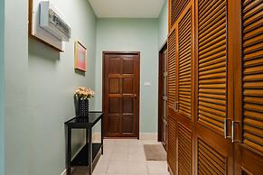 Kesorn Charming Authentic Thai Pool Villa Phuket