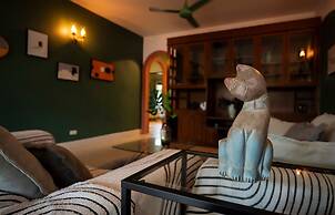 Kesorn Charming Authentic Thai Pool Villa Phuket