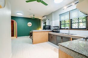 Kesorn Charming Authentic Thai Pool Villa Phuket