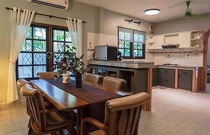 Kesorn Charming Authentic Thai Pool Villa Phuket