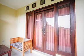 Shana Homestay by EPS