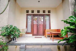 Shana Homestay by EPS