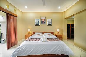 Shana Homestay by EPS