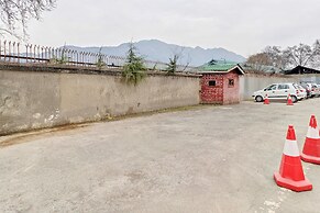 Treebo Vitasta Villa