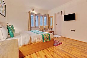 Treebo Vitasta Villa