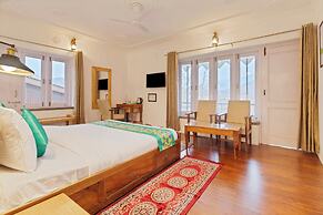 Treebo Vitasta Villa