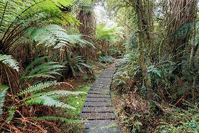 Waitutu Forest Lodge