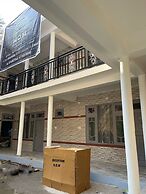 HOM House of MannMauji Riverside