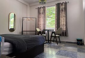 HOM House of MannMauji Riverside