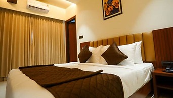 Hotel Harigovindas Express Mysore