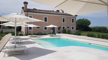 Manor in Marche With Pool Near Adriatic
