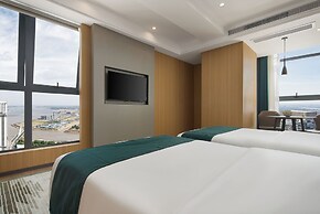 ALL IN LIGHT LUXURY HOTEL